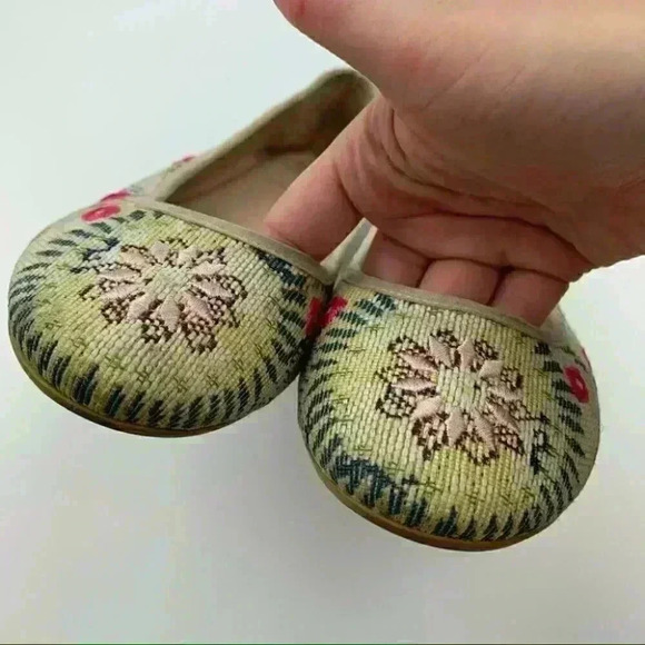 Mix no 6 flats 7 37.5 Dallilah floral embroidered - Picture 10 of 14